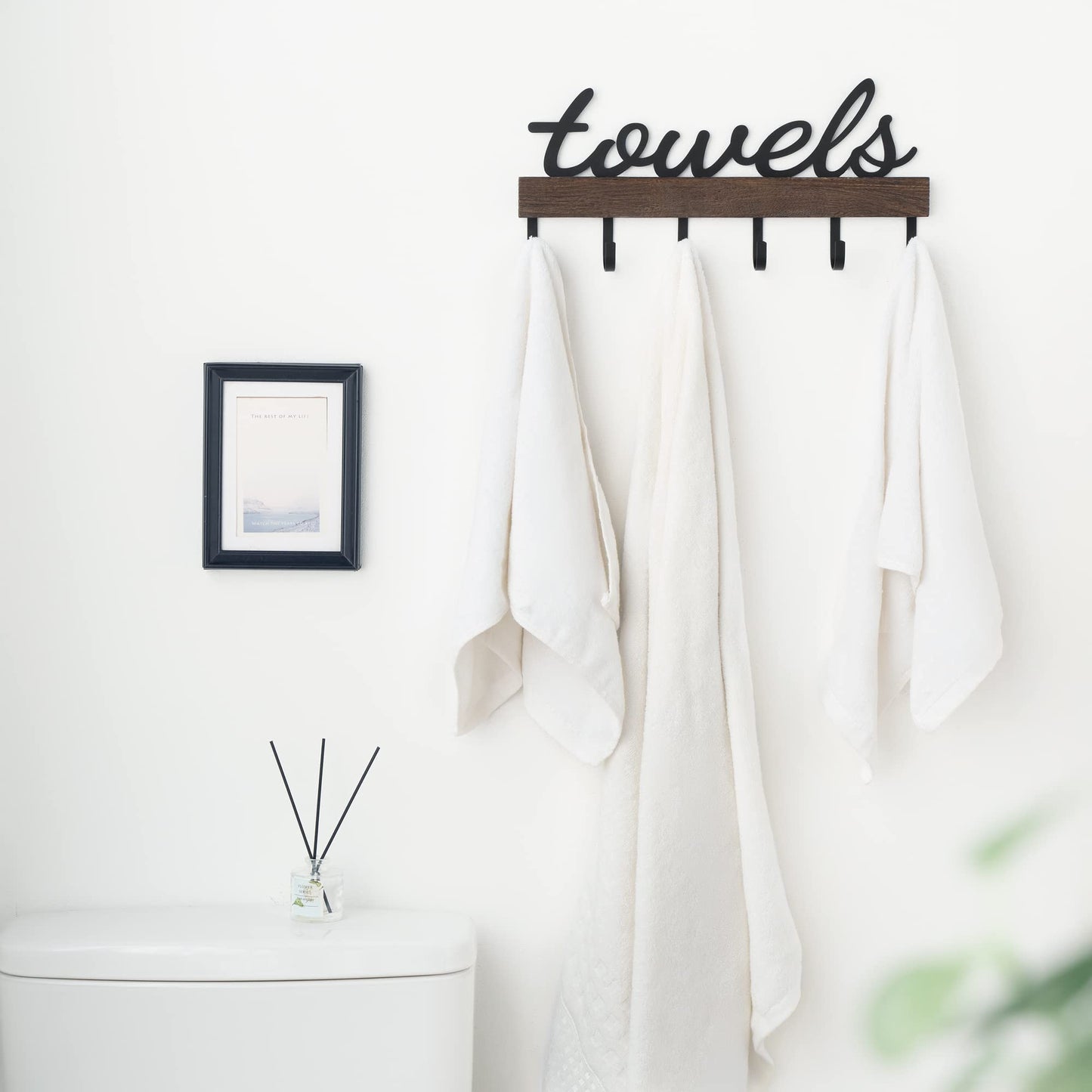 Dahey Towel Rack with 6 Hooks, Towel Holder Wall Mount Bathroom Organizer Rustic Farmhouse Home Decor Hanger Storage Hooks for Towel, Robe, Bag, Black
