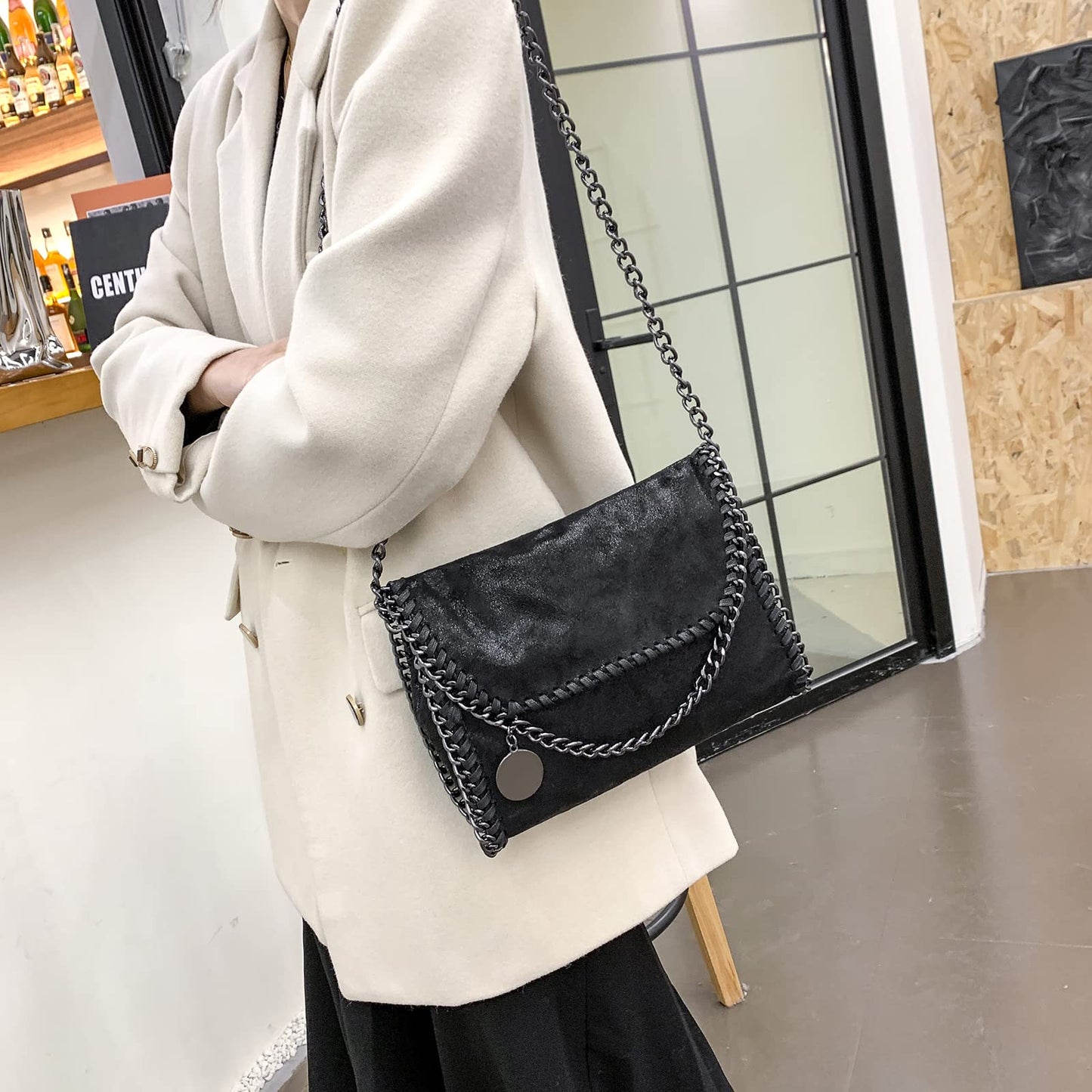 JOTHIN Crossbody Bags for Women Designer Handbags for Women Black Clutch Chain Crossbody Purse Women's Shoulder Handbags(Black)