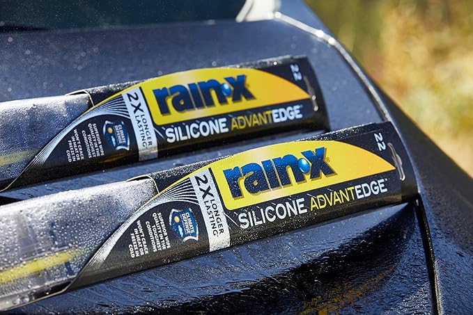 Rain-X Silicone AdvantEdge Wiper Blade 18" Windshield Wiper Blades Replacement, All-Weather Performance Lasts 2X Longer, Premium Beam, Installock Adapter for Easy Fit (Pack of 1)