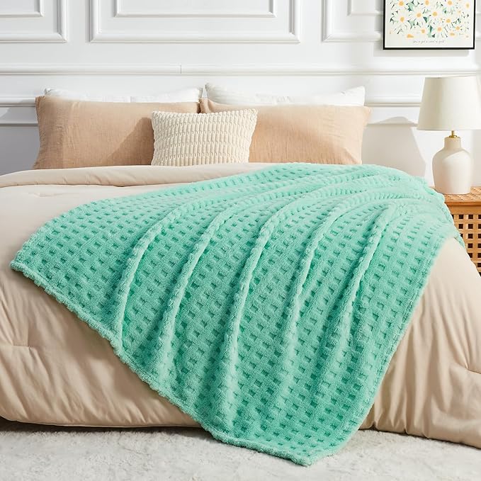 NEWCOSPLAY Super Soft King Blanket Aqua Premium Silky Flannel Fleece 3D Waffle Checkered Lightweight Bed Blanket All Season Use (Aqua, King(90"x110"))