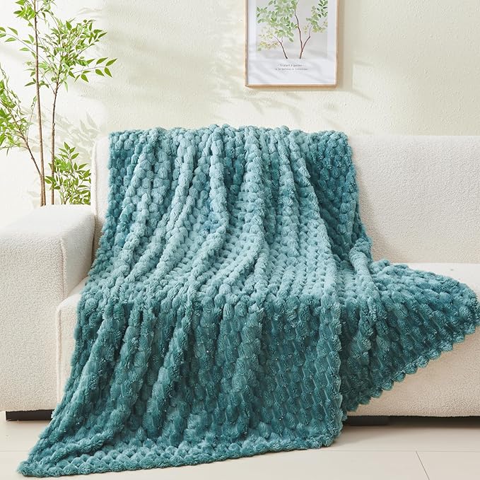 NEWCOSPLAY Super Soft King Blanket Light Teal Premium Silky Flannel Fleece 3D Clouds Stylish Jacquard Lightweight Bed Blanket All Season Use 350GSM (Light Teal, King(90"x110"))